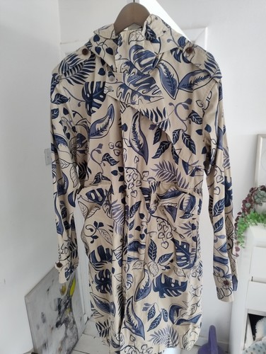 Pretty green parka leaf - pretty,