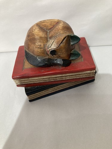 Carved cat attached - carved, 2wooden