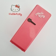 AT HOME WITH HELLO KITTY