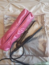 Wahl Hair Straightener With Pouch And Mat Used