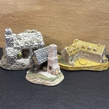 3 x David Winter Miniature