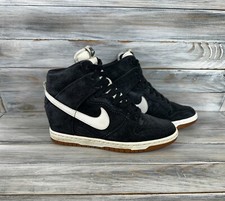 Nike Dunk Sky High Essential
