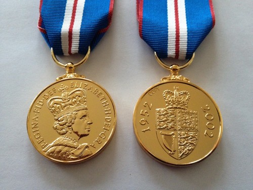 Queens golden jubilee - queens, medal