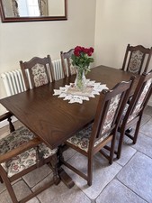 Old Charm Dining Table