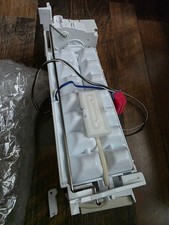 LG REFRIGERATOR ICE MAKER