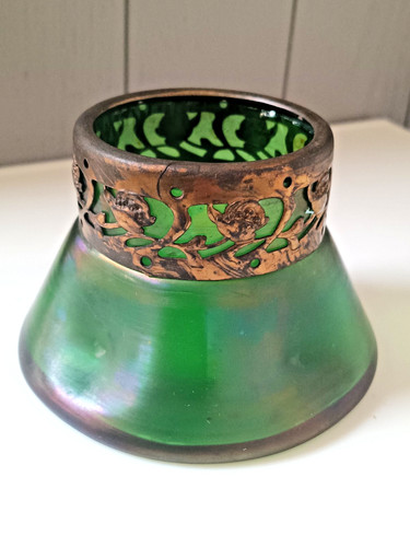 Art nouveau iridescent plug - art,