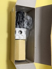 SMC AW2000-02B NPT Filter Regulator AW-Series Air Compressor Japan NEW With Box