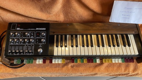 Roland 1000 with manual - sh-1000,