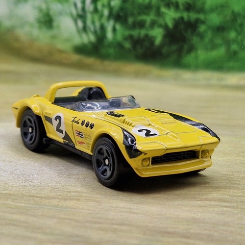 Hot wheels corvette grand - corvette,
