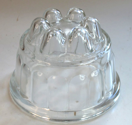 Vintage round glass jelly - round,