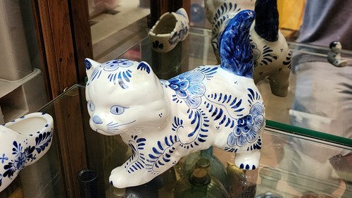 Delft holland blue white - delft, cat