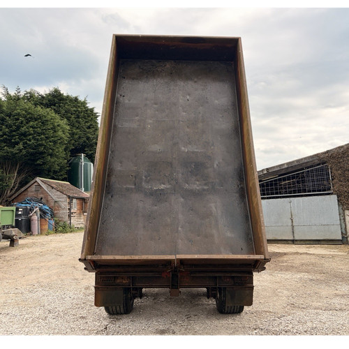Herbst dump trailer twin axles - herbst,