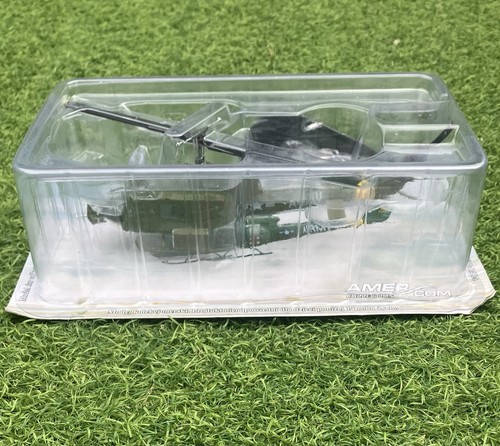 Amercom bell 1b huey - 1:72,