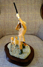 Border Fine Arts "Reaching for