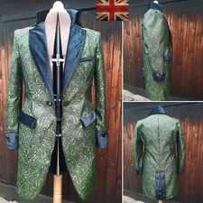 Green Men's Steampunk, Gothic