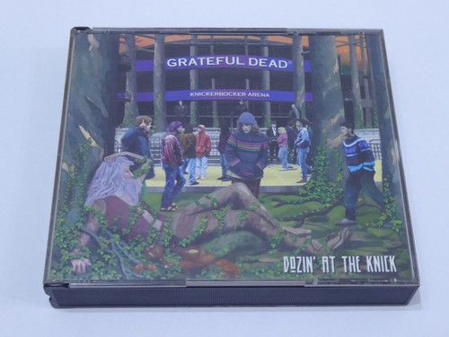 Grateful dead dozin at the - dozin',