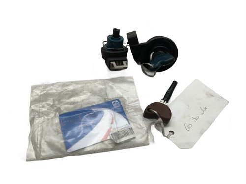2012 vespa gts - full, lock