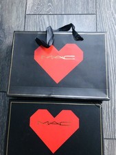 MAC Lipstick 4  piece set