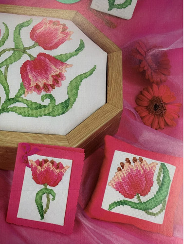 Flowers cross stitch design - cross,