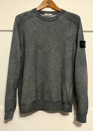 Stone island dust treatment - dust,