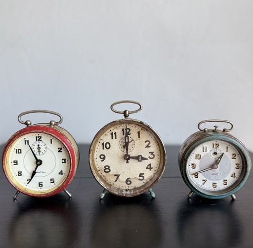 Set vintage alarm clocks - 3,