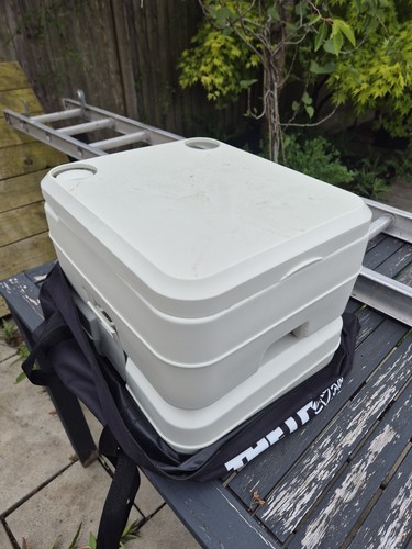 Gear portable flush canping - flush,