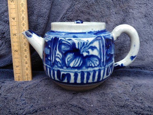 Lovely small vintage antique - lovely,