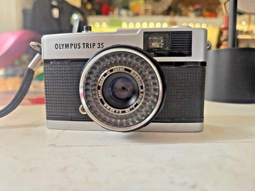 Olympus trip compact 35mm - olympus,