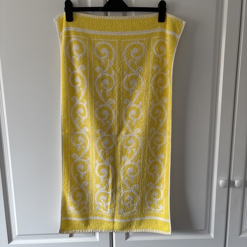 Vintage dorma yellow white - vintage,