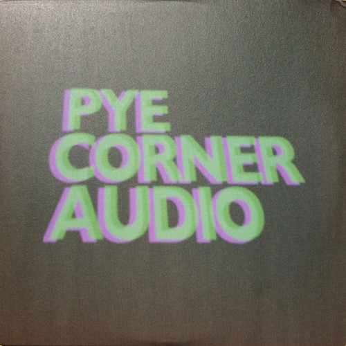 Pye corner audio black - corner,