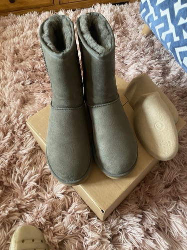 Ugg classic short boots - short,