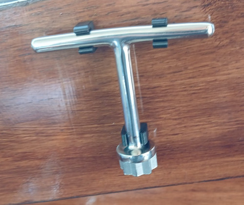 Fixing buckle shelf pole - pole, pipes