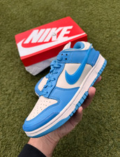 W Nike Dunk Low University