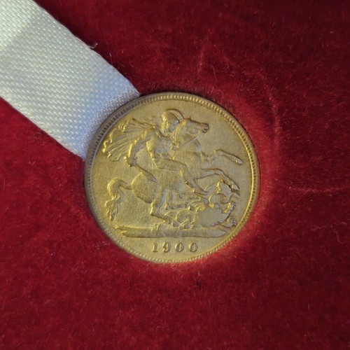 1900 half sovereign old head - half,