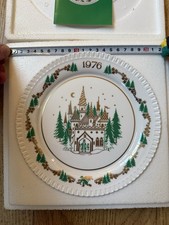 1976 Christmas Spode plate