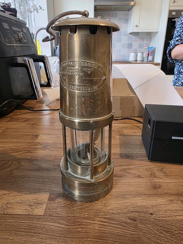 Miners lamp thomas - e,