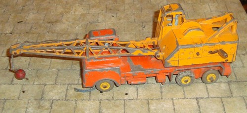 Dinky supertoys ton lorry - 20,