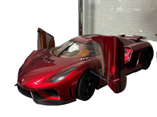 Autoart koenigsegg regera - 1/18,