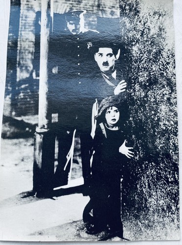 Charlie chaplin red letter - red,