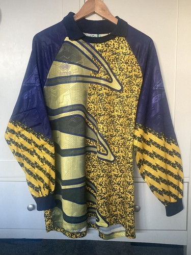 Errea retro goalkeeper - retro,