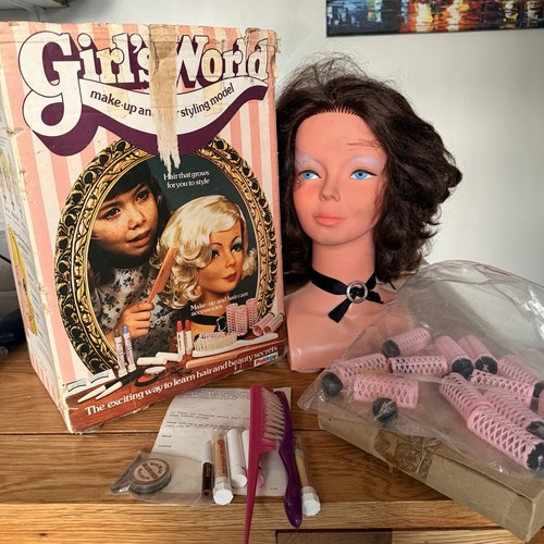 Vintage girls world styling - vintage,