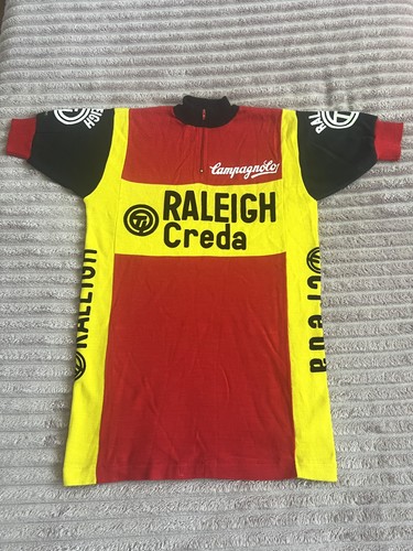 Vintage 1980 agu - vintage,