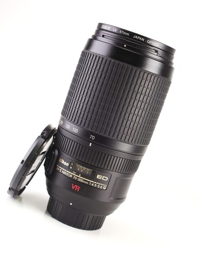 Nikon 300mm 5 - 70-300mm, f4.5-5.6