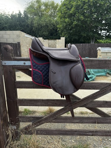 Easy trek treeless saddle - easy,