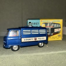 Corgi Toys 464 Commer Police