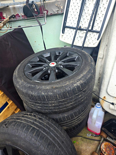 Set black alloy - of,