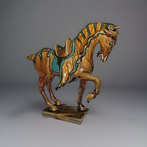 Beswick tang horse - horse, 2137