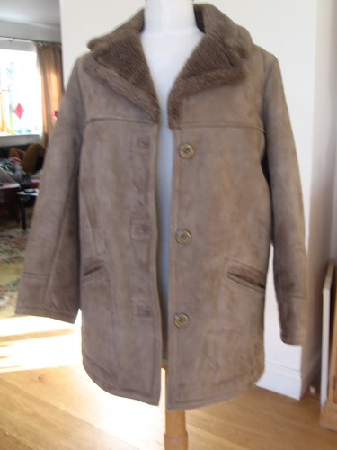 Real sheepskin jacket - sheepskin,