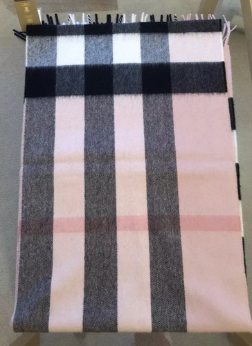 Burberry large half - large, mega