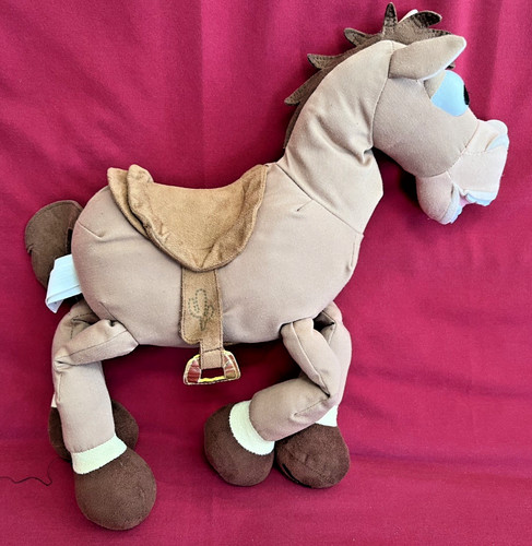Disney store original bullseye - disney,